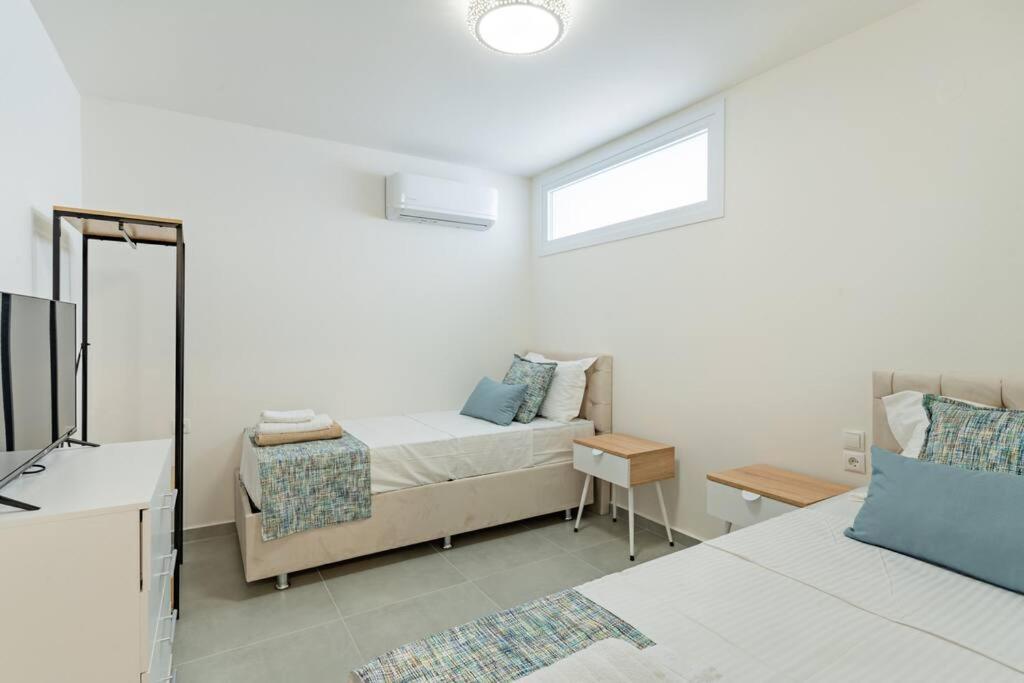 Sofia Suite, A Seafront Hideaway ! Pánormos Eksteriør billede