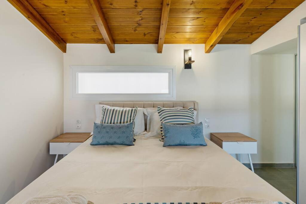 Sofia Suite, A Seafront Hideaway ! Pánormos Eksteriør billede
